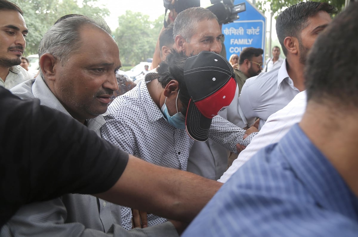 محمد زبیر نے پولیس ریمانڈ کو دہلی ہائی کورٹ میں پیش کیا چیلنج، شکایت دہندہ نے اپنا ٹوئٹر اکاؤنٹ ڈیلیٹ کیا