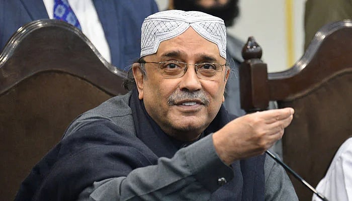 پاکستانی حکومت میں گھبراہٹ، صدر زرداری نے قومی اسمبلی کا ہنگامی اجلاس کیا طلب