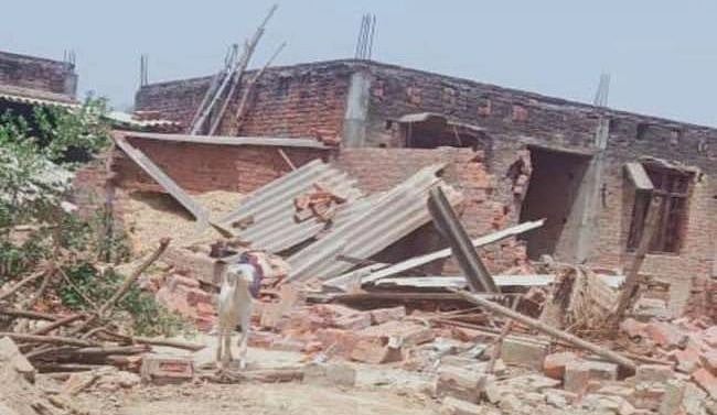 پرتاپ گڑھ: جمعیۃ کے وفد کی انہدامی کارروائی کے شکار کنبوں سے ملاقات، ہر ممکن مدد کی یقین دہانی