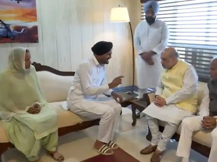سدھو موسی والا کے اہل خانہ کی وزیر داخلہ امت شاہ سے ملاقات، جذباتی ہوئے والد