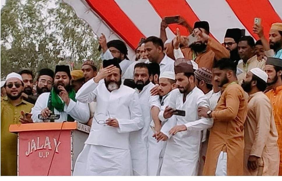 بریلی: توہین رسالتؐ کے خلاف ایک لاکھ افراد کا احتجاج، نوپور شرما کی گرفتاری کا مطالبہ