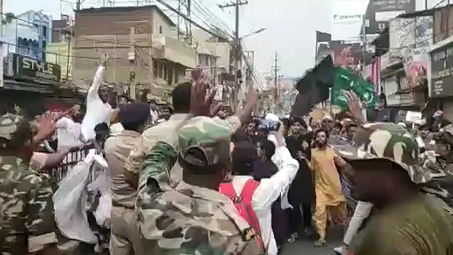 تصویر سوشل میڈیا