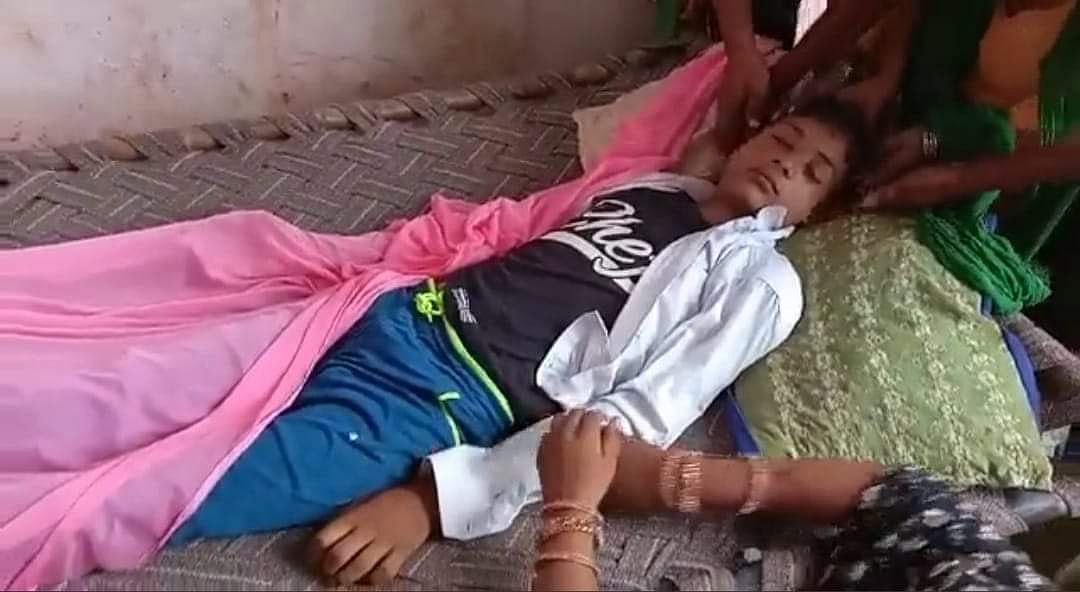 قنوج میں ٹیچر کی پٹائی سے طالب علم کی مبینہ موت نے طول پکڑا، گھر والوں کے دعویٰ کو پولیس نے کیا مسترد