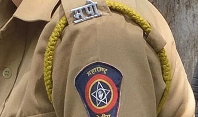 مہاراشٹر: عصمت دری و قتل کے ملزم کو حوالے کرنے کے لیے بھیڑ کا پولیس ٹیم پر حملہ، 10 افراد گرفتار