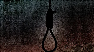 رجنی کانت کی مشہور فلم ’کبالی‘ کے پروڈیوسر نے کی خودکشی، مالی بحران کا کر رہے تھے سامنا