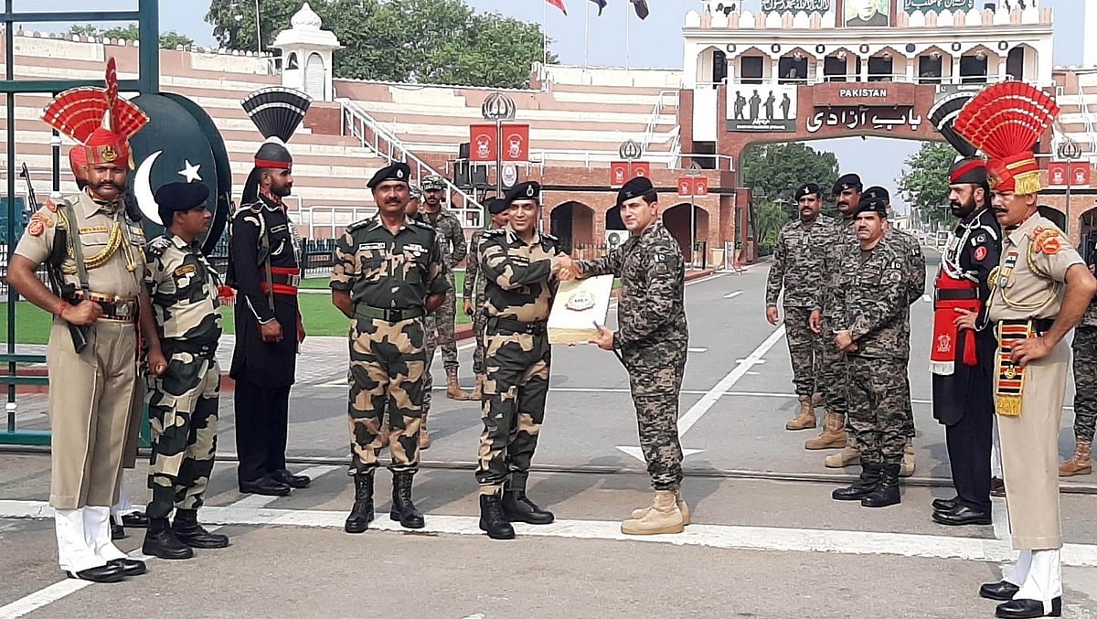 عیدالاضحی کے موقع پاکستان اور ہندوستان کے درمیان مٹھائیوں کا تبادلہ