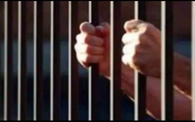 جیلوں میں زیر سماعت قیدیوں کی تعداد سزایافتگان سے 3 گنا زیادہ، عدالتی پھٹکار کے بعد بھی نہیں بدلے حالات!