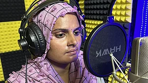 ’ہر ہر شمبھو‘ گا کر تنازعہ کا شکار ہوئی فرمانی ناز کا نیا نغمہ ’ہر گھر ترنگا‘ منظر عام پر