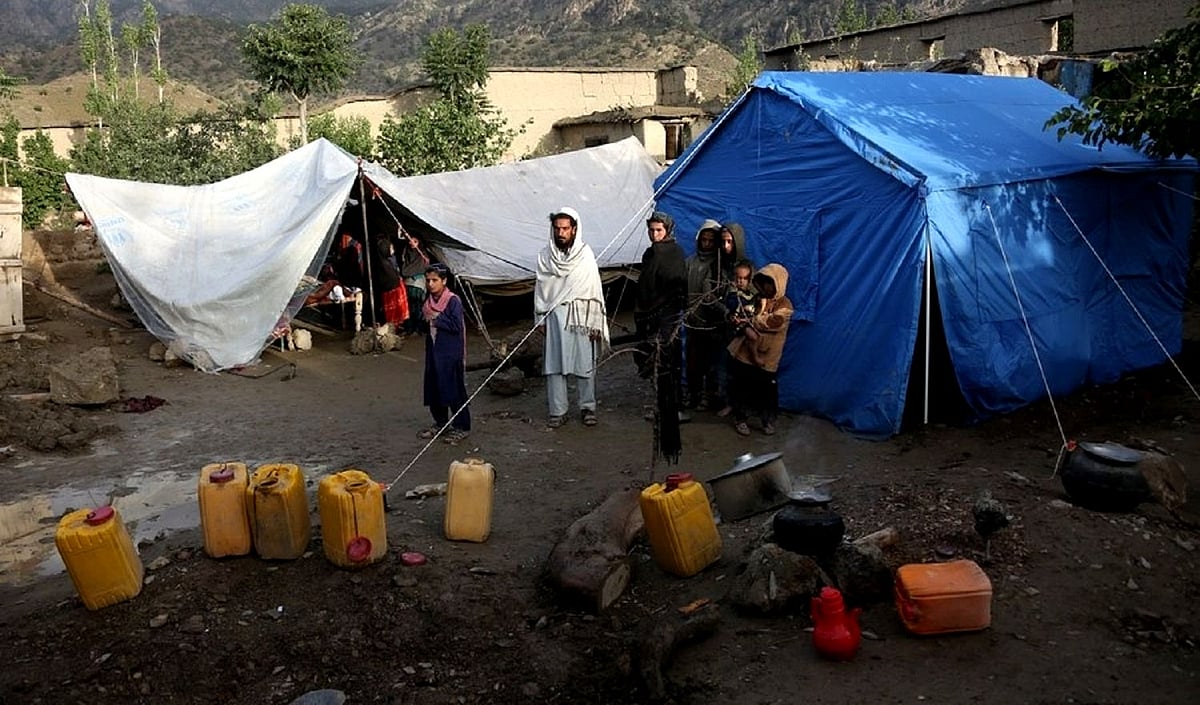 افغانستان میں طالبان کا خوف، کم عمر لڑکیوں کی شادی میں اضافہ، ایک میڈیا رپورٹ میں دعویٰ