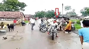 مدھیہ پردیش میں لاقانونیت! جھابوا میں آدیواسی خاتون کی سرعام برہنہ کر کے پٹائی