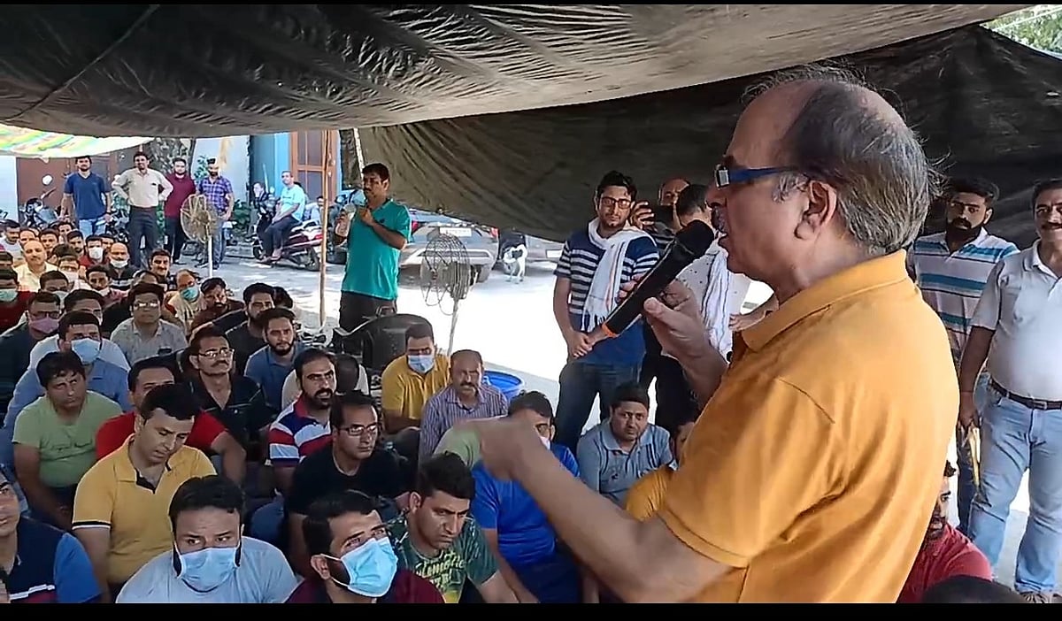  کشمیری پنڈت ملازمین میں حکومت کی بے حسی سے مایوسی، جموں و کشمیر میں ’چنڈی گڑھ نما‘ یوٹی کے قیام کا مطالبہ