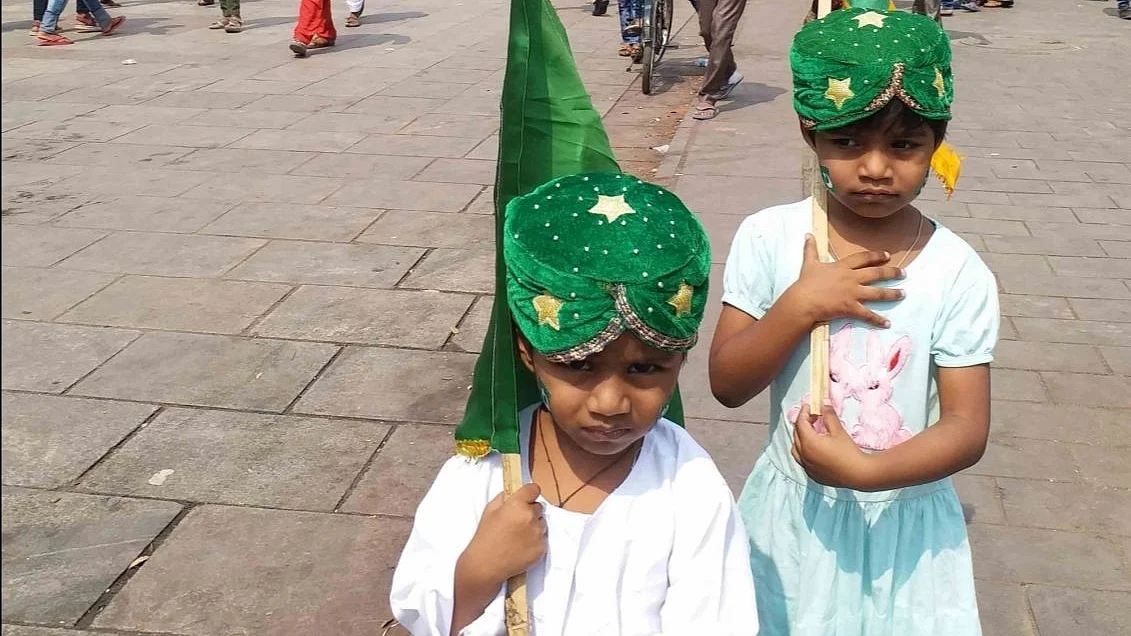 فائل علامتی تصویر آئی اے این ایس