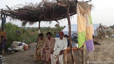 بلوچستان: سیلاب، حکومت اور سیاست دانوں کے بیچ پھنسے متاثرین
