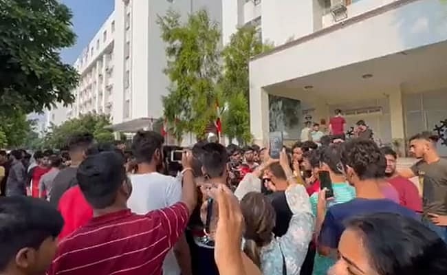 چنڈی گڑھ یونیورسٹی کے ’ایم ایم ایس‘ اسکینڈل کی تحقیقات کے لئے ’ایس آئی ٹی‘ تشکیل دی گئی