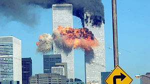 امریکہ کے 9/11 حملوں کی برسی: جب دنیا کی سپر پاور لرز اٹھی اور دنیا دہل گئی...