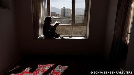 ’تاريکی کا ايک برس‘ مسلم امہ کے نام افغان لڑکيوں کا خط