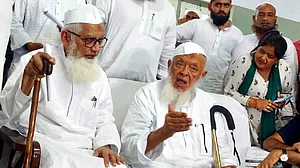 تمام مدارس میں ہائی اسکول تک عصری تعلیم کا لازمی انتظام کیا جائے: مولانا سید ارشد مدنی