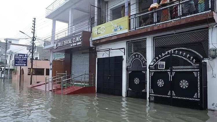 تصویر یو آر کمار