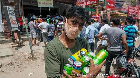 بھارت میں شراب نوشی کیوں بڑھ رہی ہے؟