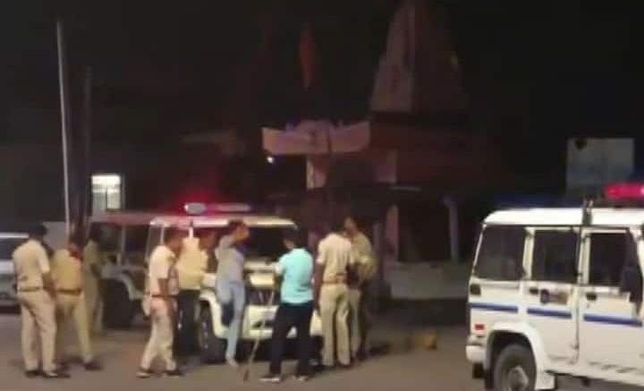 گجرات: وڈودرا میں فرقہ وارانہ تصادم کے بعد 40 افراد گرفتار، اسلامی پرچم پر اعتراض سے شروع ہوا تنازعہ!