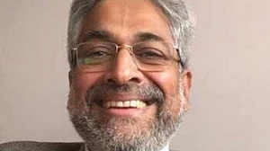 ’دی وائر‘ کے ایڈیٹرز سدھارتھ وردراجن، ایم کے وینو، سدھارتھ بھاٹیا اور جانوی سین کے گھروں پر پولیس چھاپہ ماری