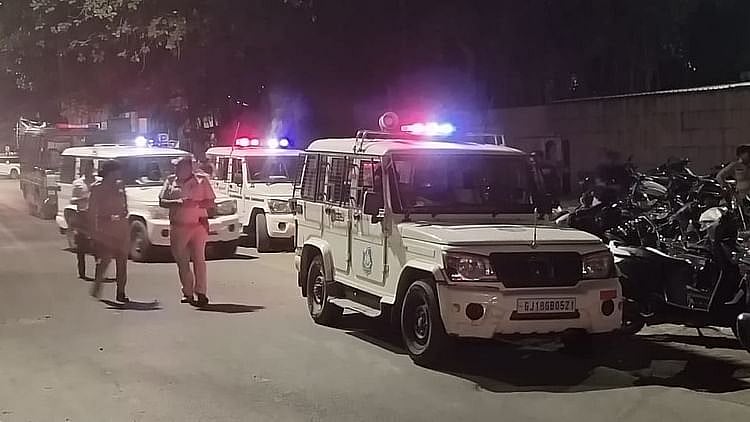 گجرات پولیس، تصویر آئی اے این ایس