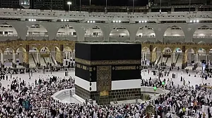 ’مکہ معظمہ آنے والے زائرین کو عمرہ ویزہ میں بتائی گئی مدت پر عمل کرنا ہوگا‘