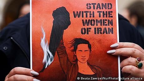 ایران: احتجاج کی لہر پاکستان سے متصل صوبوں تک پہنچ گئی