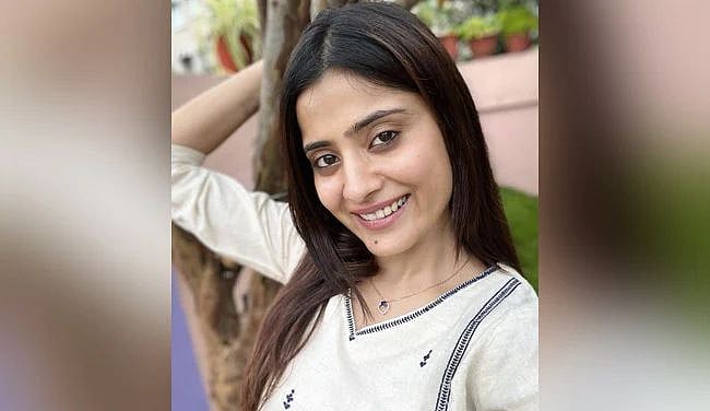 ’یہ رشتہ کیا کہلاتا ہے‘ اور ’سسرال سیمر کا‘ جیسے ٹی وی سیریلوں میں کام کر چکی اداکارہ ویشالی ٹکر نے کی خود کشی