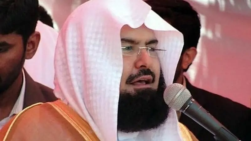 الشیخ السدیس نے مسجد حرام میں الیکٹرک گاڑیوں کا جائزہ لیا، تعداد بڑھانے کی ہدایت