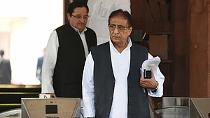 اعظم خان کے خلاف جو ہو رہا ہے وہ سراسر زیادتی ہے... ظفر آغا
