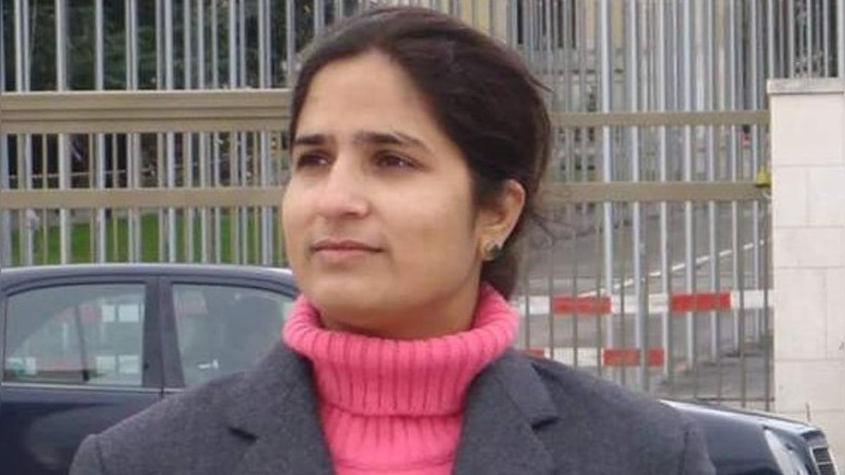 نکسلی بھی انسان ہے، لوگ ان کے نام پر دکان چلاتے ہیں، کانگریس کی رکن راجیہ سبھا رنجیت رنجن کا بیان