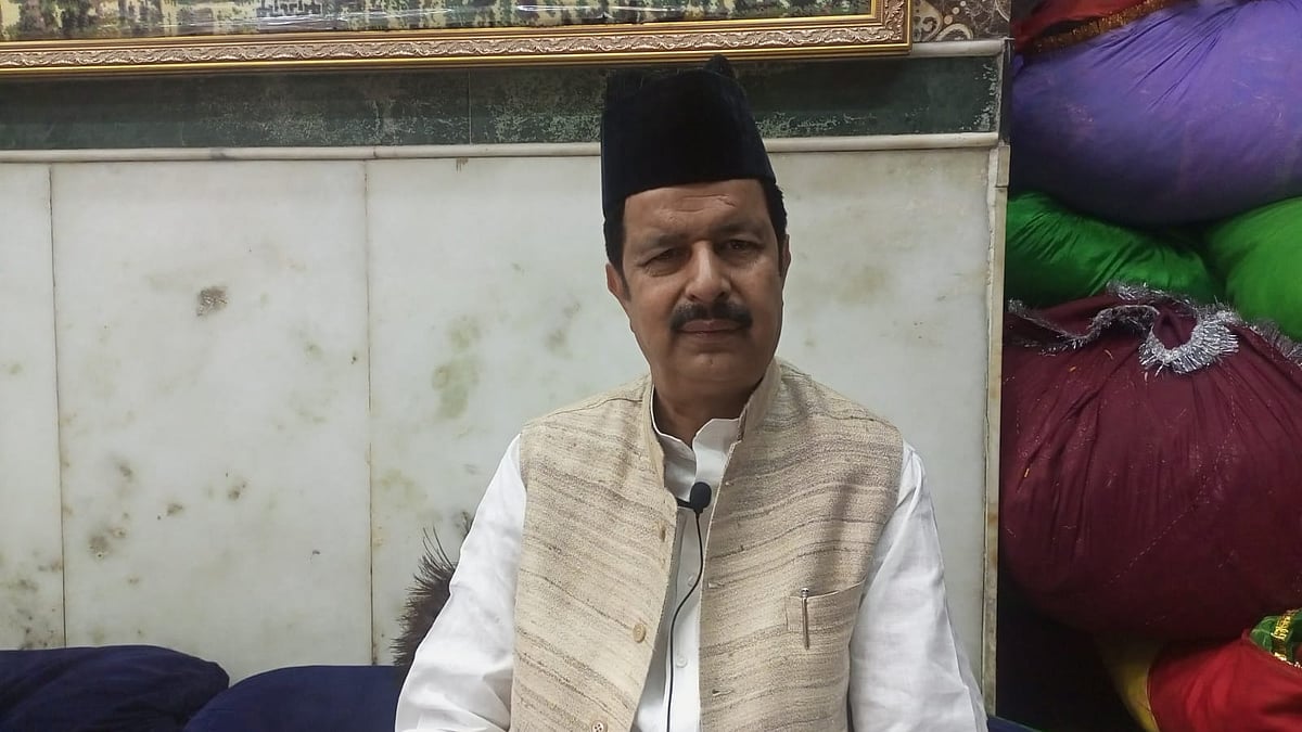 کاشف نظامی، نظام الدین درگاہ