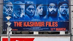 ’دی کشمیر فائلز‘ پر تبصرہ کرنے والے جیوری کے سربراہ کے خلاف اسرائیلی سفیر میدان میں