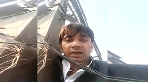 عام آدمی پارٹی نے نہیں دیا ٹکٹ، تو ٹاور پر چڑھ کر کیا احتجاج