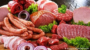 زیادہ گوشت کھانا ماحول کے لیے کتنا نقصان دہ ہے؟