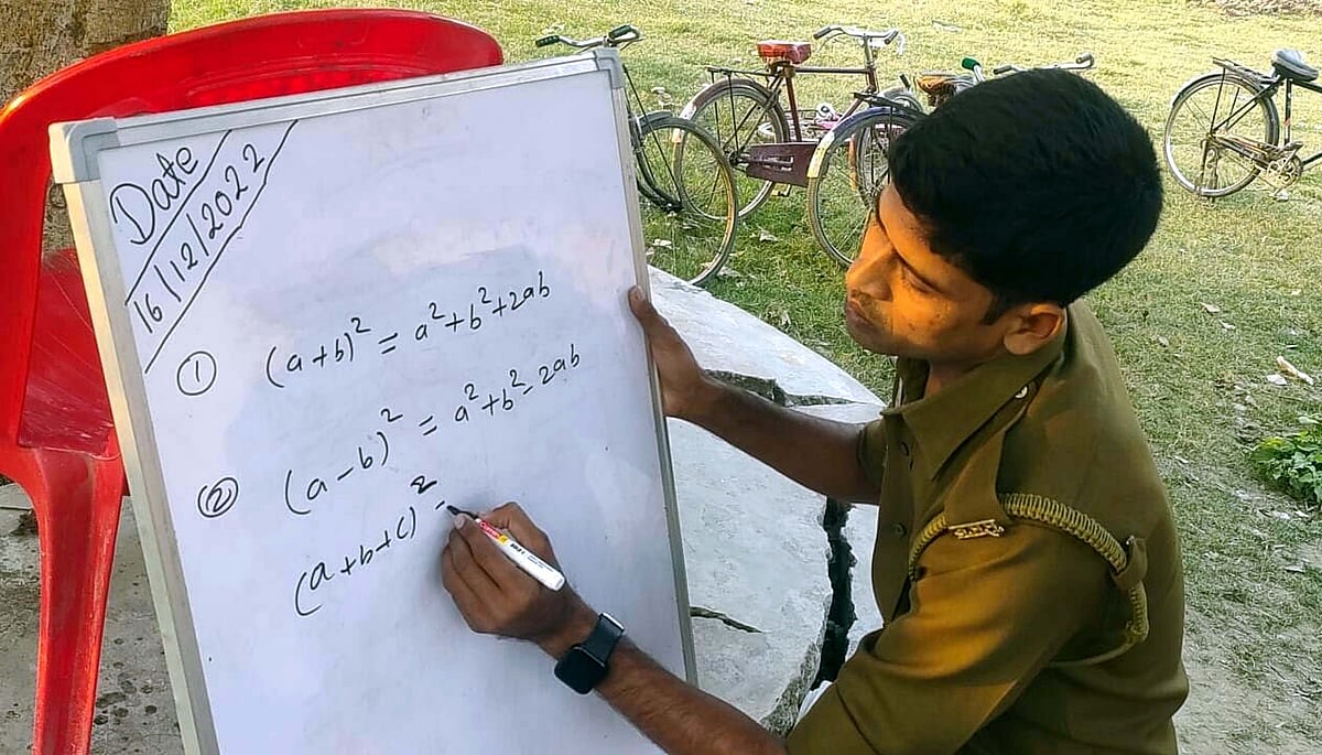 حقیقی زندگی کا ہیرو: گاؤں جا کر غریب بچوں کو پڑھاتا ہے یوپی پولیس میں کانسٹیبل ظفر علی، آئی پی ایس بننے کا خواب