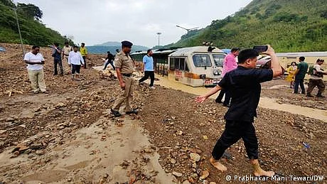 بھارتی صوبے بہار میں اب دو کلومیٹر سڑک 'چوری' ہو گئی