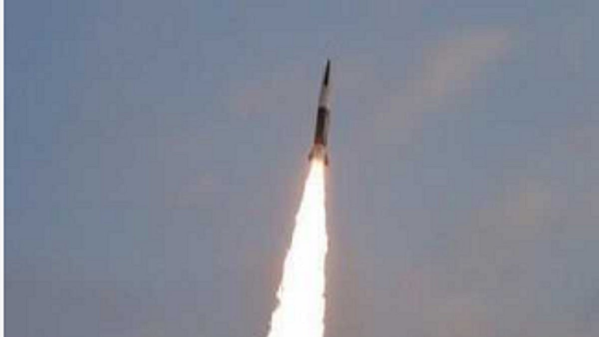 <div class="paragraphs"><p>میزائل، تصویر یو این آئی</p></div>