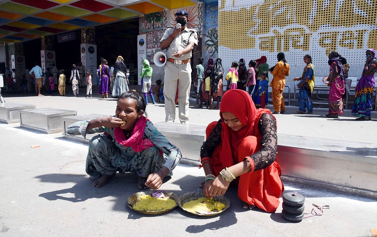 ہندوستان میں امیر مزید امیر اور متوسط و غریب طبقات مزید غریب ہوتے جا رہے، ایک رپورٹ میں انکشاف