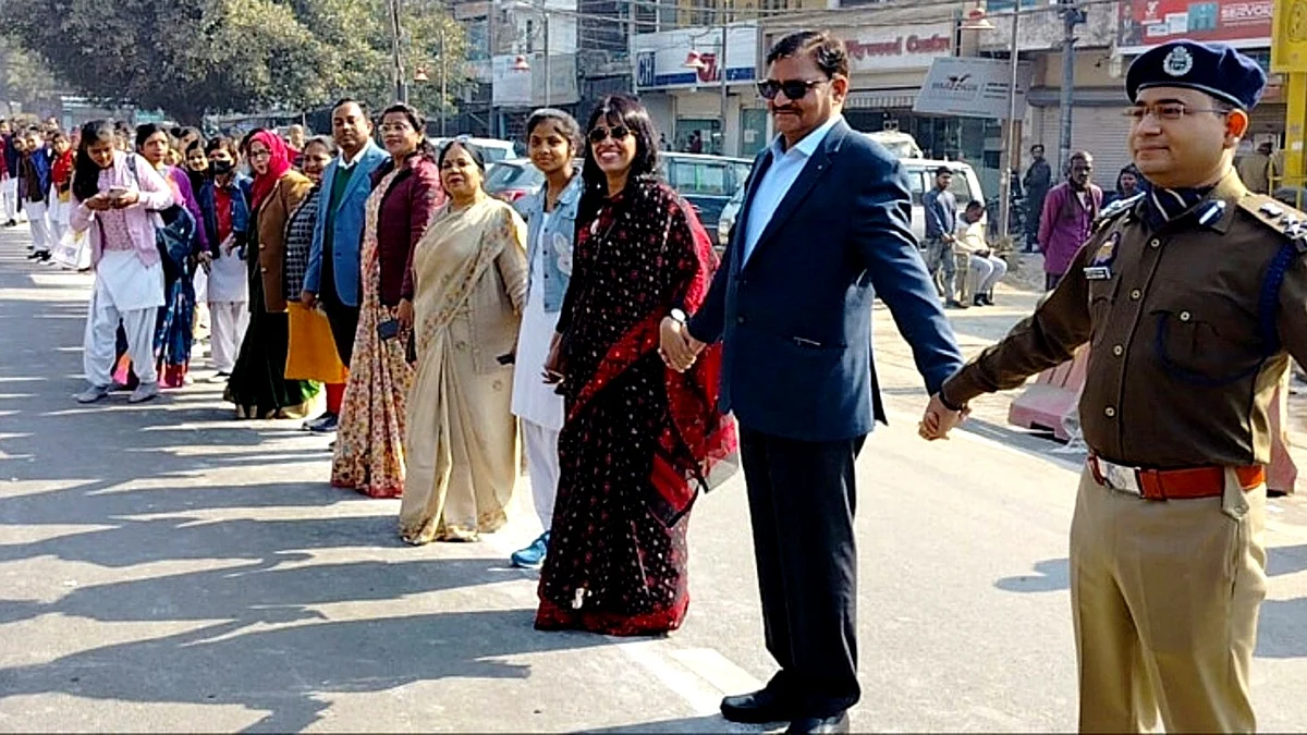 <div class="paragraphs"><p>تصویر ٹوئٹر بشکریہ&nbsp;<a href="https://twitter.com/bareillypolice">@bareillypolice</a></p></div>