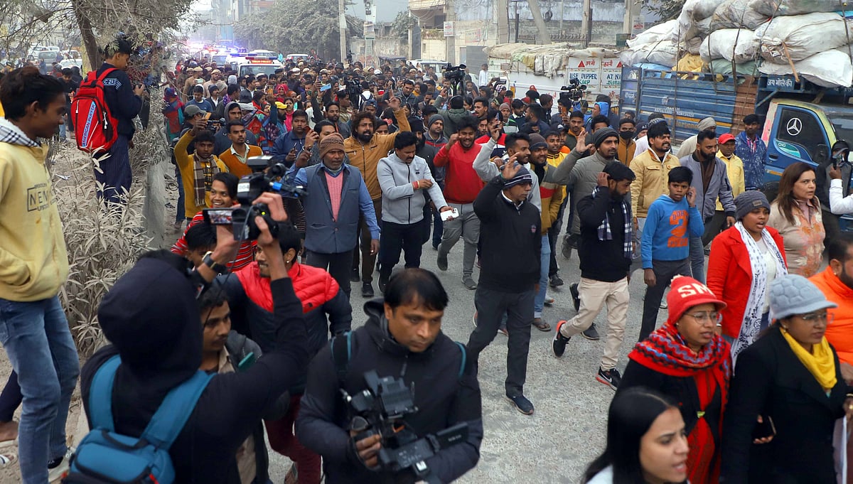 کنجھاولا کیس میں دہلی پولیس کو پھٹکار، عدالت نے پوچھا- سی سی ٹی وی فوٹیج کیوں دستیاب نہیں، کیا ثبوتوں سے چھیڑ چھاڑ کا انتظار ہے؟