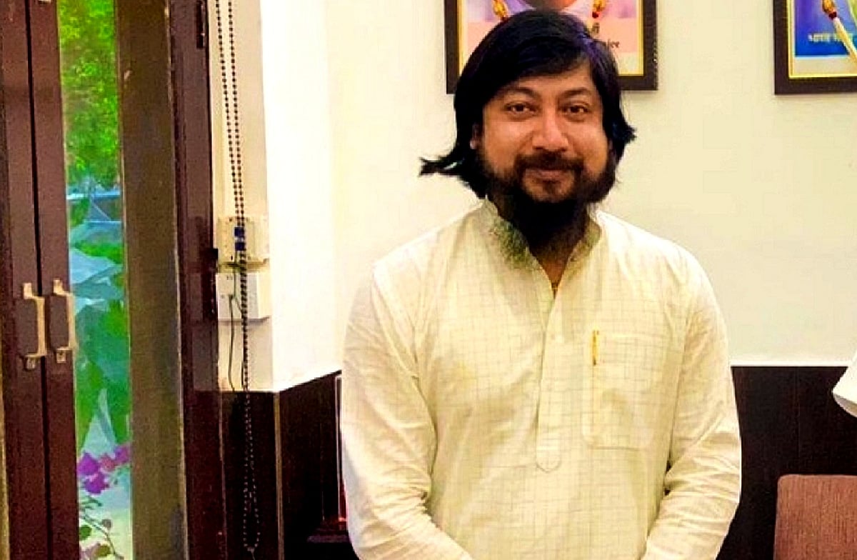 مودی حکومت میں وزیر مملکت برائے داخلہ پر لگا چوری کا الزام، علی پور دوار کورٹ میں کی خودسپردگی