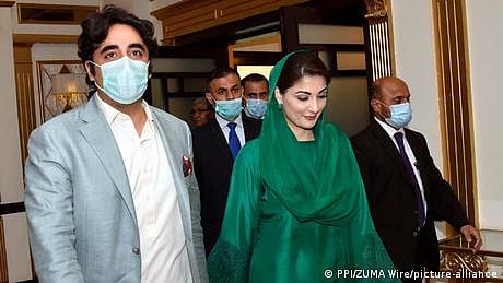 پاکستان کی سیاسی جماعتوں میں جمہوریت کب آئے گی؟