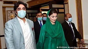 پاکستان کی سیاسی جماعتوں میں جمہوریت کب آئے گی؟