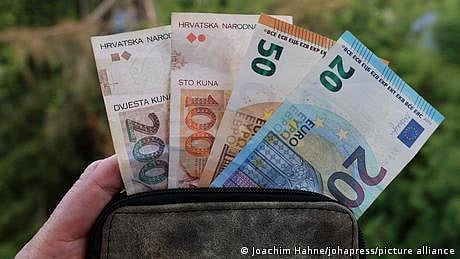 کروشیا نے یورو کو اپنی کرنسی کے طور پر اپنا لیا