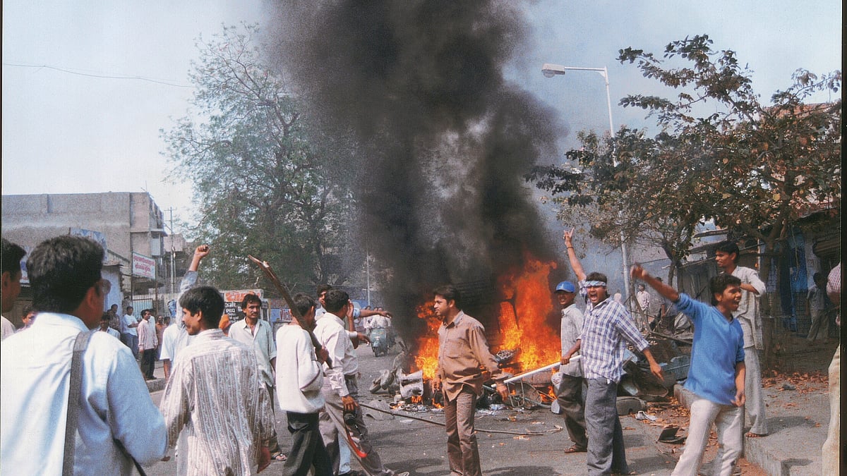 <div class="paragraphs"><p>گجرات فسادات کی فائل تصویر / Getty Images</p></div>