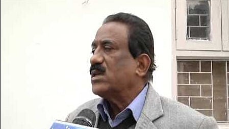 <div class="paragraphs"><p>انیس درانی کی فائل تصویر</p></div>