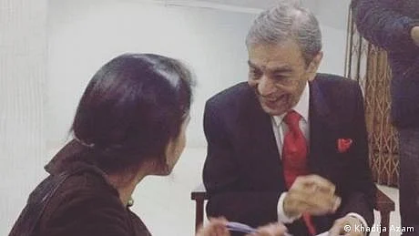ضیا محی الدین: تالیاں بج رہی ہیں، آنسو بہہ رہے ہیں