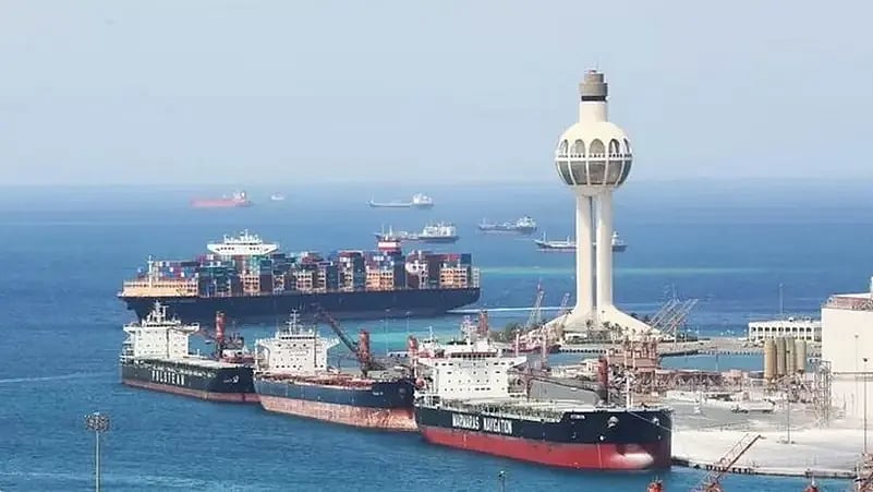 سعودی عرب کی جدہ اسلامی بندرگاہ نے ’گرین شپنگ سمٹ‘ کے دوران حاصل کئے دو ایوارڈ